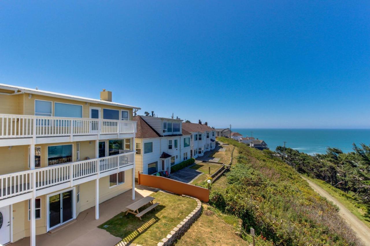 The Whale At Sandstone Point Apartman Lincoln City Kültér fotó